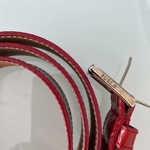 Furla leather belt like new, size S, red