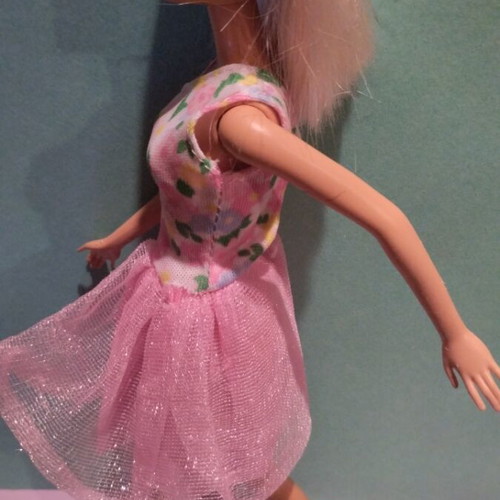 Barbie vintage doll like new