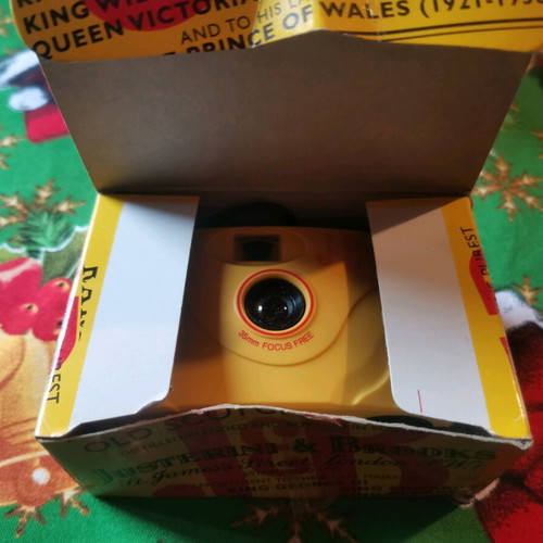 Set of 2 Vintage 35mm Analog Cameras like new, HD-158 & J&B Promo