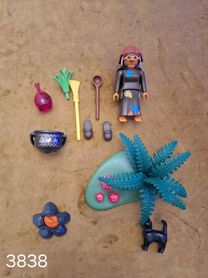Playmobil 3838 Medieval rare set used in excellent condition