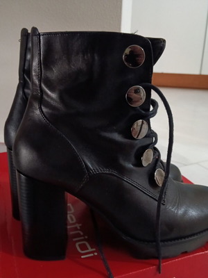 Fratelli Petridi black ankle boots size 38, 9 cm heel