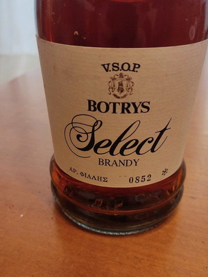 Botrys Select No852 brandy in excellent condition