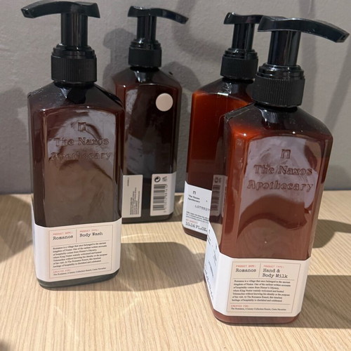 Naxos Apothecary σαν καινούργιο σετ προϊόντων περιποίησης σώματος