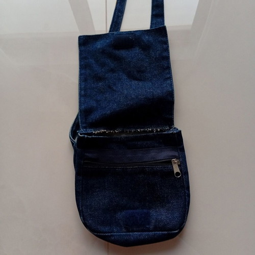 Denim crossbody bag with embroidered flowers used, blue