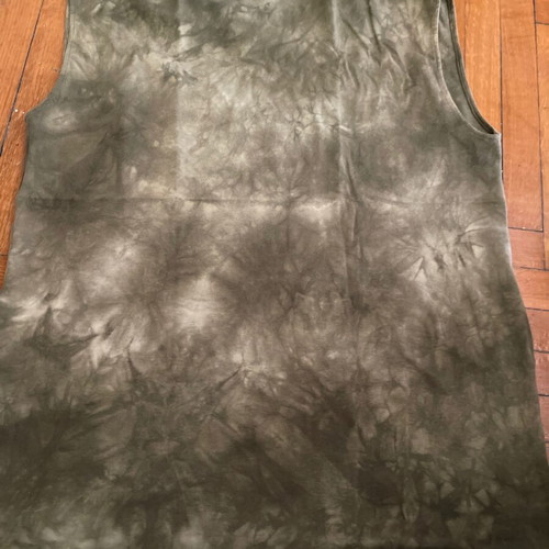 The Mountain sleeveless shirt used, size 3XL, green