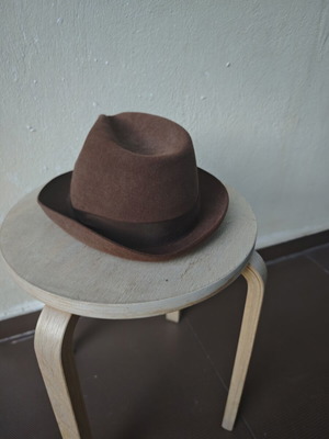 Vintage Italian Fedora Hat Lapin size 59 like new, brown