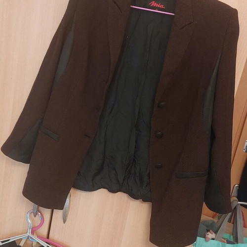 Mia jacket used brown with black leather details