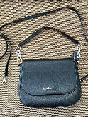 Roccobarocco black handheld bag like new