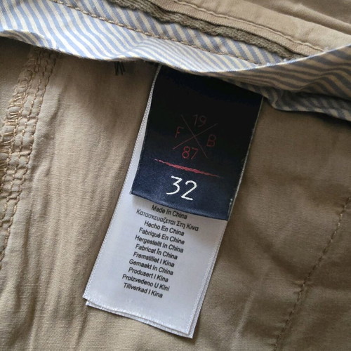 Funky Buddha men's beige chino used, size 32