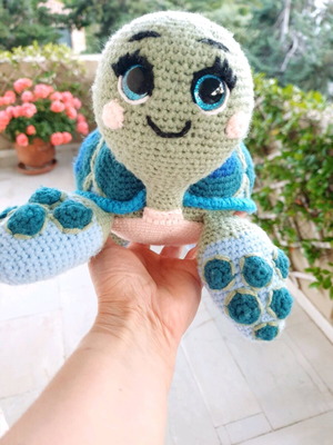 Amigurumi doll knitted handmade Elsa the sea turtle new