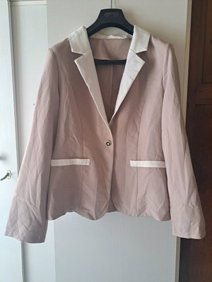 Women's blazer beige like new, size L/XL