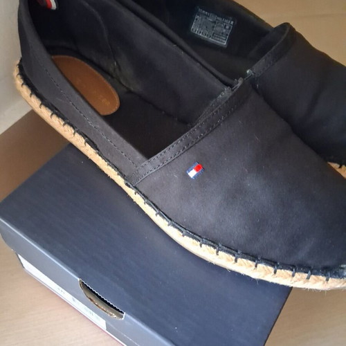 Tommy Hilfiger women's black espadrilles like new, size 38