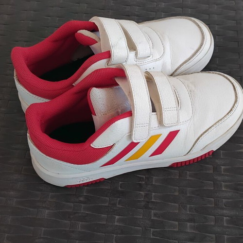 Adidas Tensaur Sport 2.0 kids shoes, white with red details, size 35