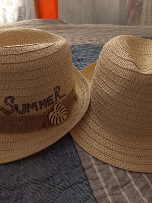 Straw summer hats set small size beige like new