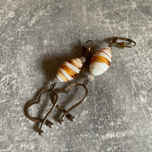 Dangling earrings with hearts like new, silver