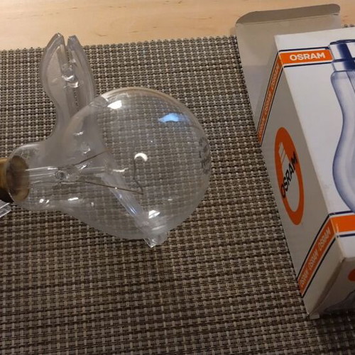 Incandescent bulb 200 watt collectible