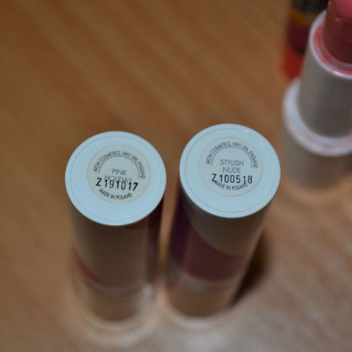 Lipsticks used, 5 shades pink, nude, peach, brown, coral
