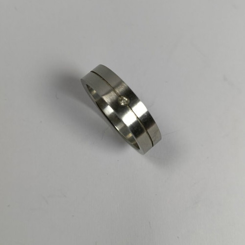 Stainless Steel Ring with Zircon Stone used, 7mm width