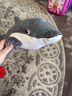 Plush dolphin like new