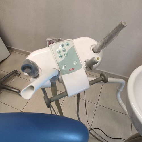 Dental equipment Anthos A3 plus with compressor used