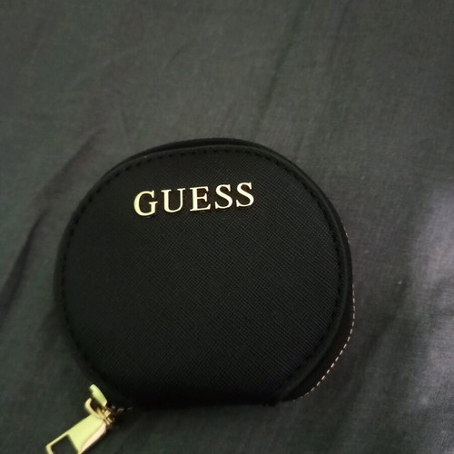 Guess wallet like new, black