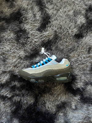 Nike Air Max 95 νέες, μέγεθος 45, πολύστρωτο ύφασμα και οικολογικό δέρμα