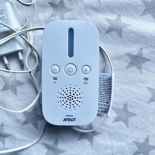 Philips Avent baby monitor with transmitter and receiver