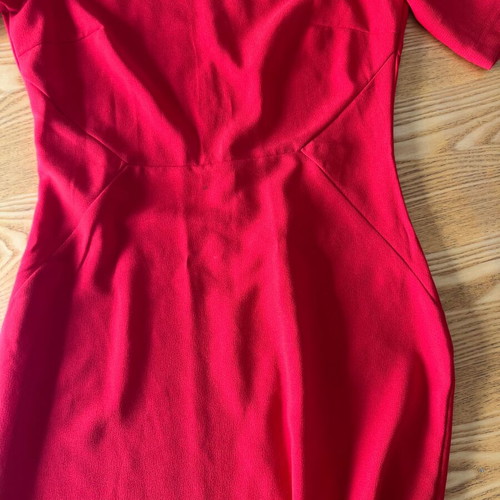 Red dress H&M size 40 like new with impressive back