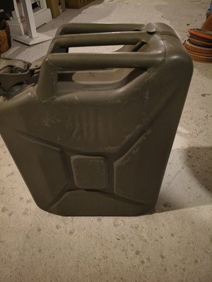 Fuel Transfer Canister military type 20 liters matte new
