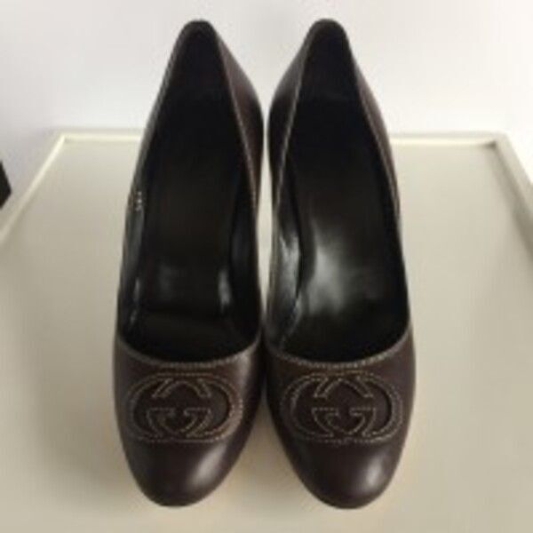 Gucci Heels Round Toe Brown GG Logo Pumps size IT37.5