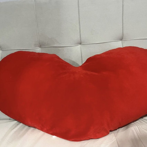 Giant plush heart pillow like new, romantic decoration 90x35cm