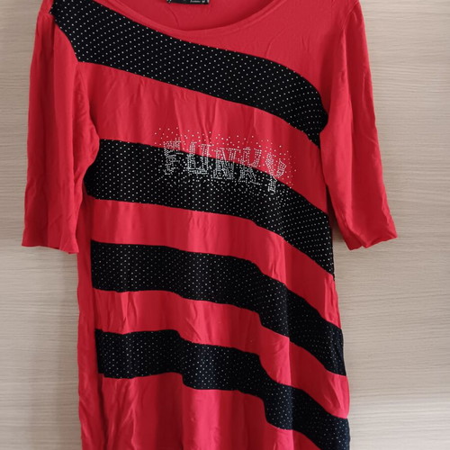 Women's short-sleeve blouse used, size L, red and black