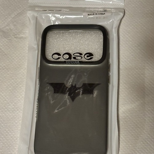 Case iPhone 17 Pro Batman Logo new