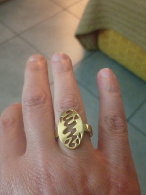 Folli Follie ring like new, gold color