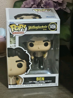 Coach Ben Yellowjackets Funko Pop like new