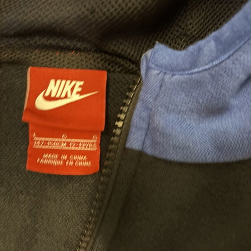 Nike sweatshirt for children up to 13 years