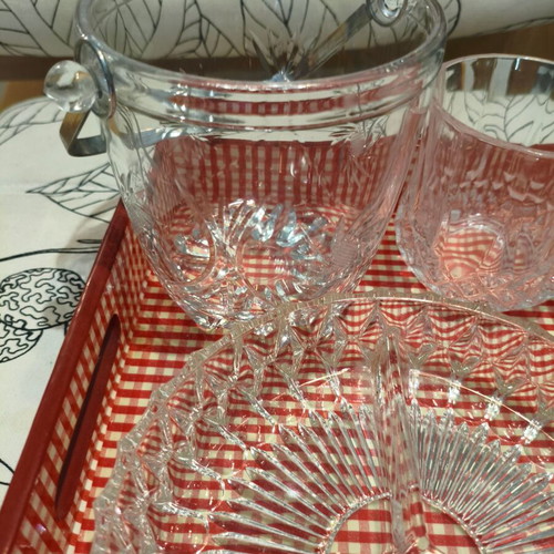 Vintage glassware set like new with ice bucket and snack plate
