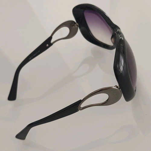 Rossi Oversized women's sunglasses like new with purple gradient lenses