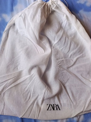Zara dust bag like new, large storage pouch 55x55