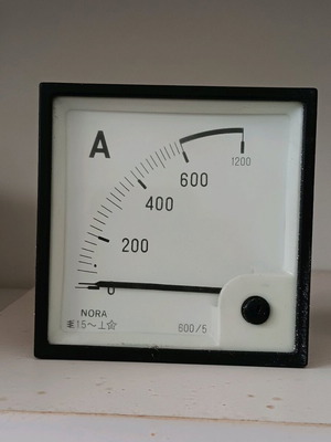 Analog panel ammeter used, 96x96 mm, 1200 A