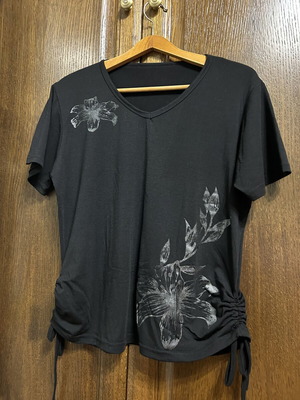 Blouse medium size black, like new