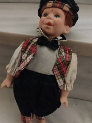 Vintage porcelain doll like new