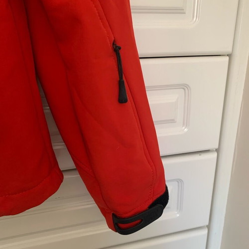 Mammut Epister Jacket like new, red, size M, missing zipper clip
