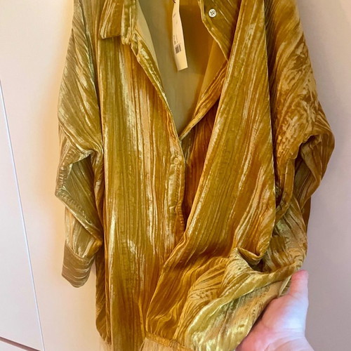 Dixie oversized gold shirt one size new