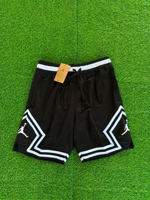 Jordan Diamond shorts, black, size M