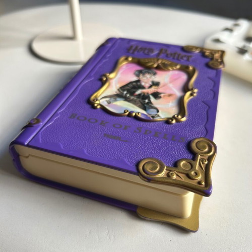Book of Spells - Harry Potter електронен дневник Tiger употребяван (2001)