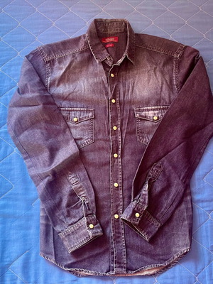 Zara Man blue jean shirt like new, size Medium
