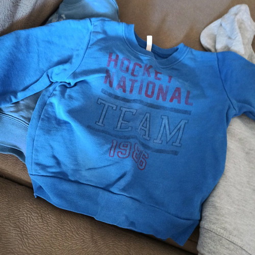 Sweaters and jacket used, pack of 3 pieces for 18 months