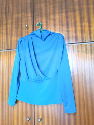 Turtleneck blouse like new, royal blue, size M