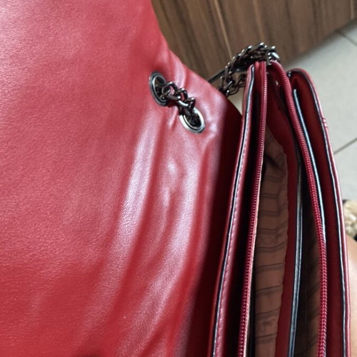 Doca shoulder bag, black and red